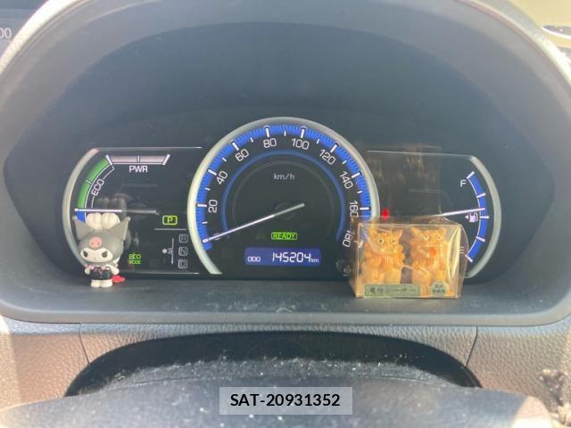 Toyota VOXY HYBRID 2015-04 8039151-19