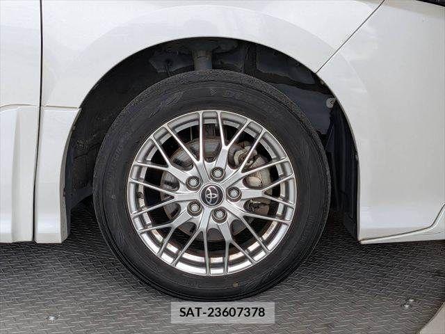 Toyota VOXY HYBRID 2017-05 8039149-16