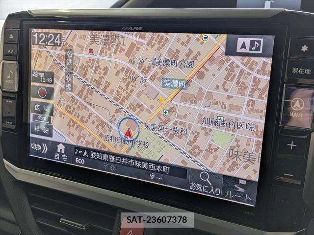Toyota VOXY HYBRID 2017-05 8039149-3