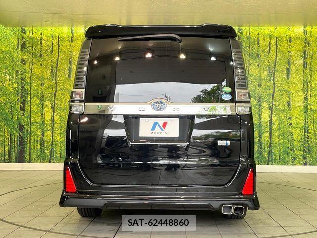 Toyota VOXY HYBRID 2018-03 8039147-15