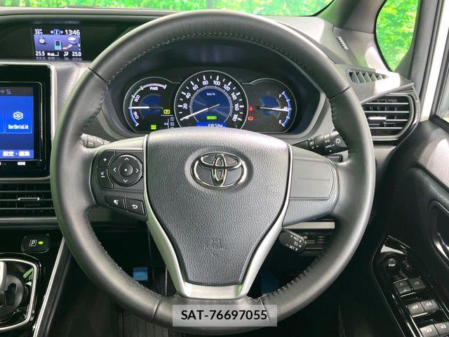 Toyota VOXY HYBRID 2019-01 8039144-13
