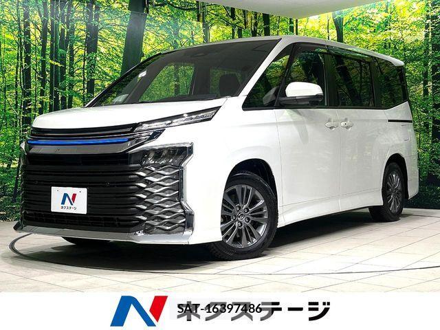 Toyota VOXY HYBRID 2022-10 8039143-0