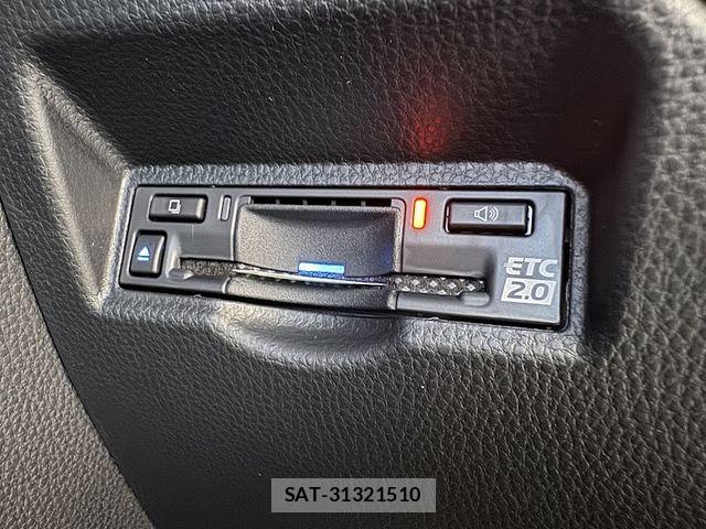 Toyota VOXY HYBRID 2026-06 8039131-23