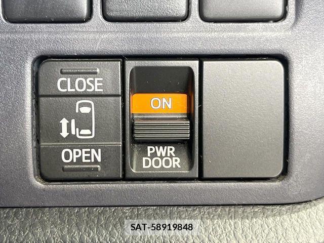 Toyota VOXY HYBRID 2014-07 8039150-4
