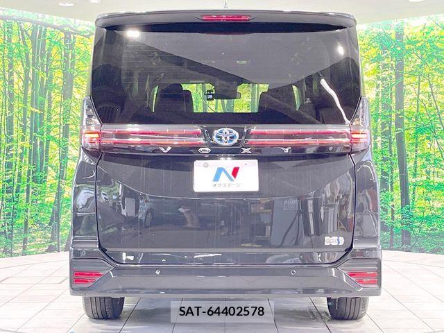 Toyota VOXY HYBRID 2023-07 8039135-15