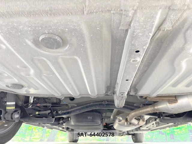 Toyota VOXY HYBRID 2023-07 8039135-18