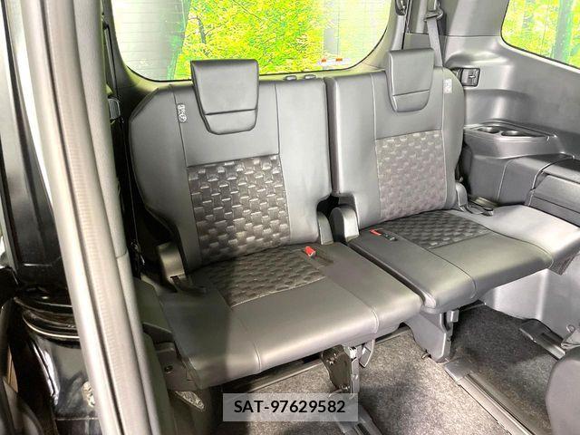 Toyota VOXY HYBRID 2026-01 8039134-9