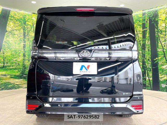 Toyota VOXY HYBRID 2026-01 8039134-15