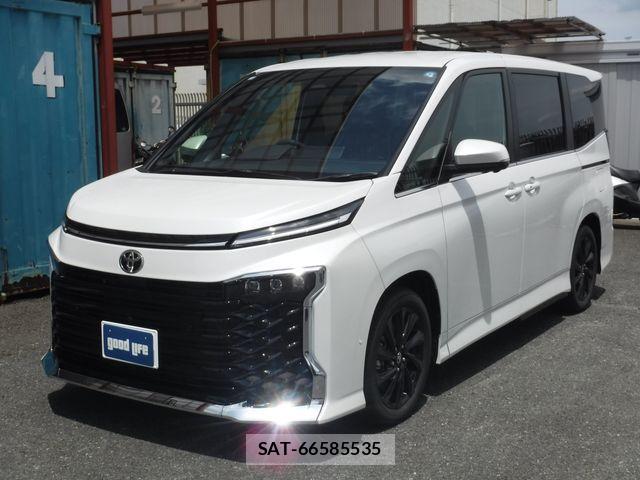 Toyota VOXY HYBRID 2026-05 8039133-0