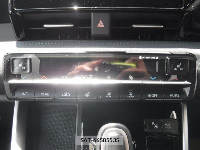 Toyota VOXY HYBRID 2026-05 8039133-19