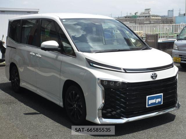 Toyota VOXY HYBRID 2026-05 8039133-2