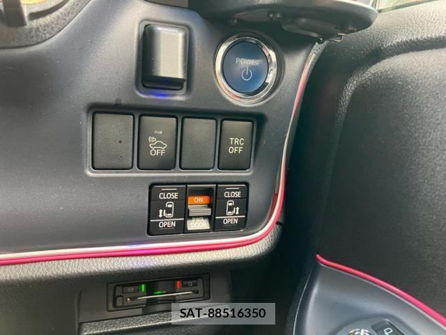 Toyota VOXY HYBRID 2014-11 8076116-10