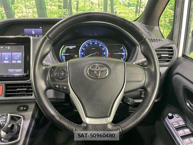 Toyota VOXY HYBRID 2015-07 8076119-11