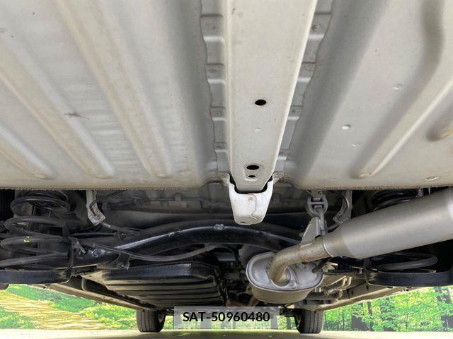 Toyota VOXY HYBRID 2015-07 8076119-18