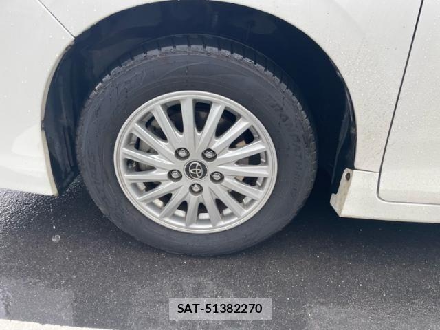 Toyota VOXY HYBRID 2015-07 8076117-7