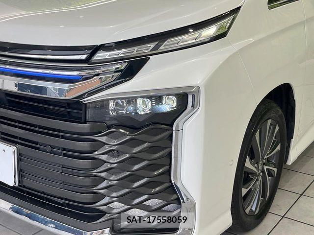 Toyota VOXY HYBRID 2022-09 8076111-12