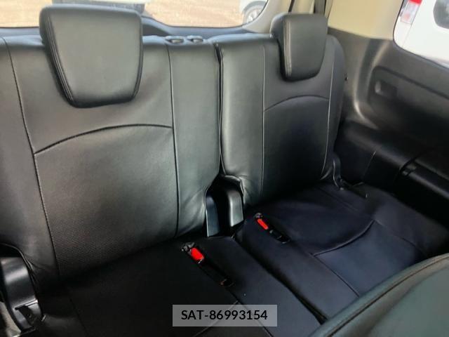 Toyota VOXY HYBRID 2016-12 8076120-12