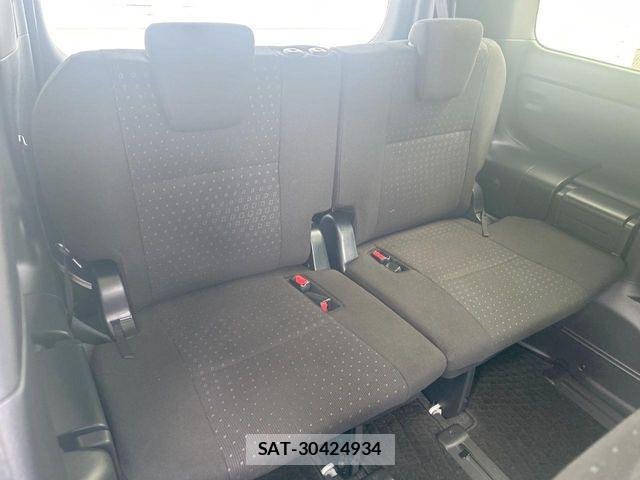 Toyota VOXY HYBRID 2019-11 8076112-15