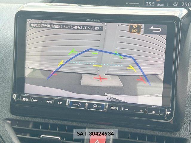 Toyota VOXY HYBRID 2019-11 8076112-6