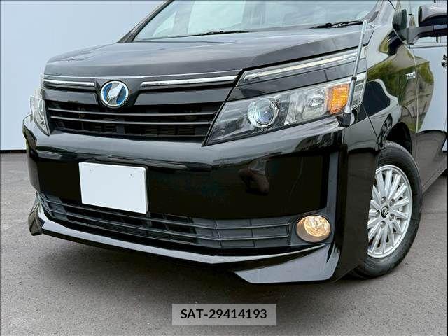 Toyota VOXY HYBRID 2015-03 8076118-17