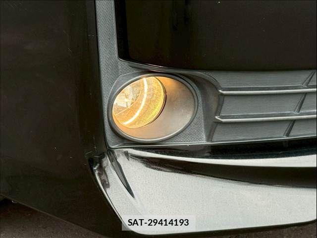 Toyota VOXY HYBRID 2015-03 8076118-24