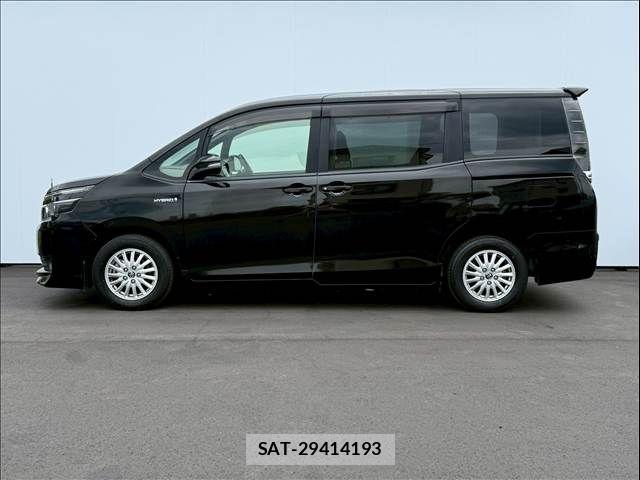 Toyota VOXY HYBRID 2015-03 8076118-8