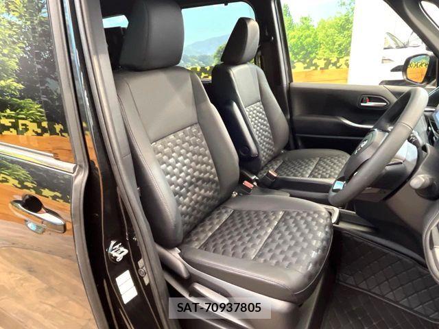 Toyota VOXY HYBRID 2025-05 8076104-7