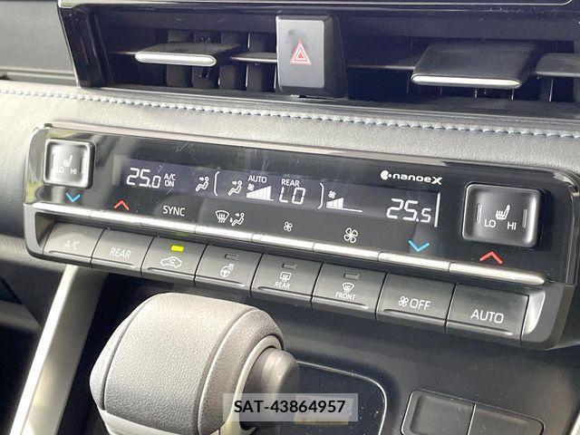 Toyota VOXY HYBRID 2022-04 8076106-6