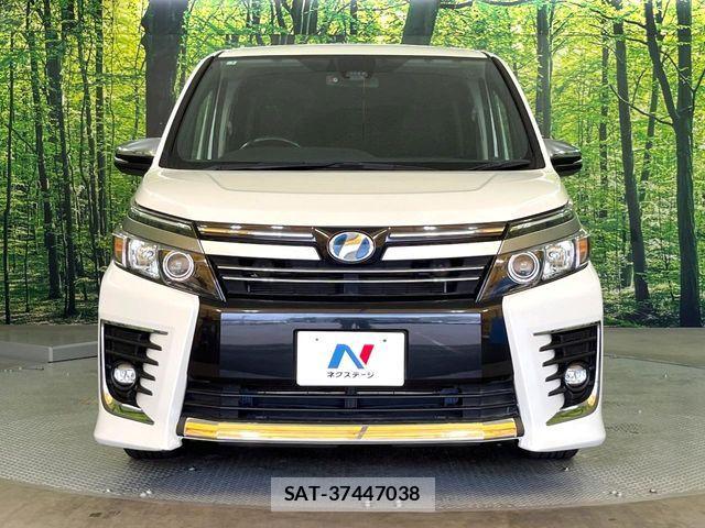 Toyota VOXY HYBRID 2017-01 8076114-14