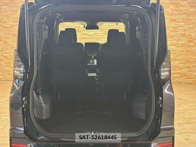 Toyota VOXY HYBRID 2025-07 8076107-12