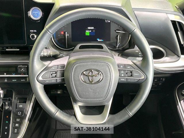 Toyota VOXY HYBRID 2023-06 8076113-11
