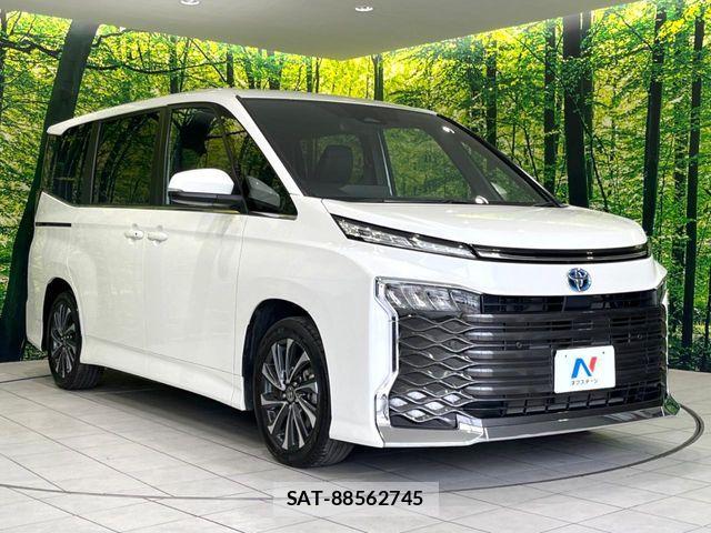 Toyota VOXY HYBRID 2023-02 8076108-16