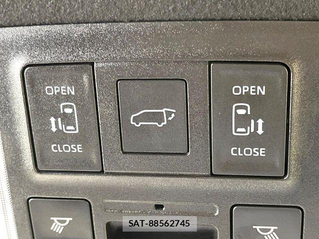 Toyota VOXY HYBRID 2023-02 8076108-3