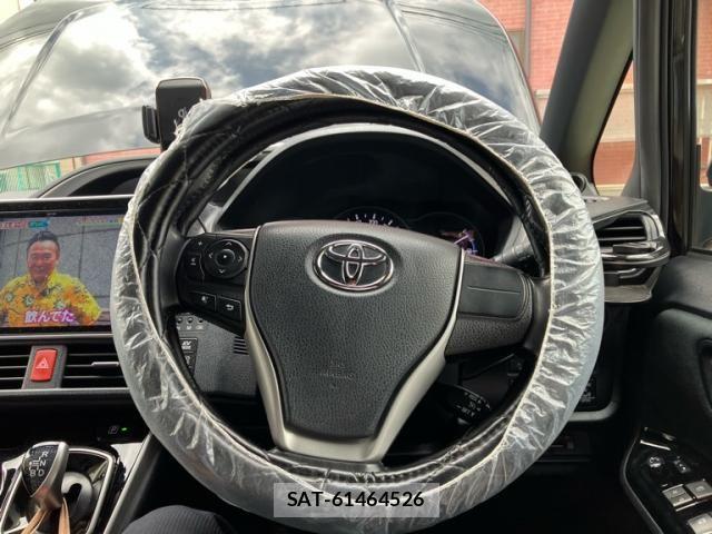 Toyota VOXY HYBRID 2019-09 8102673-20