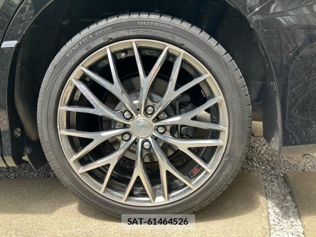Toyota VOXY HYBRID 2019-09 8102673-4