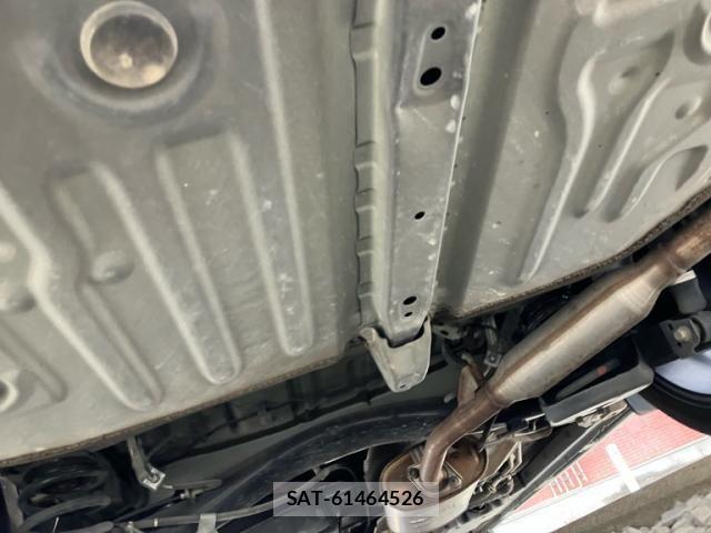 Toyota VOXY HYBRID 2019-09 8102673-8
