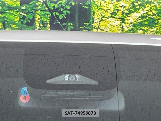 Toyota VOXY HYBRID 2026-02 8102643-5