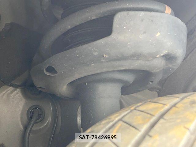 Toyota VOXY HYBRID 2024-03 8102648-19