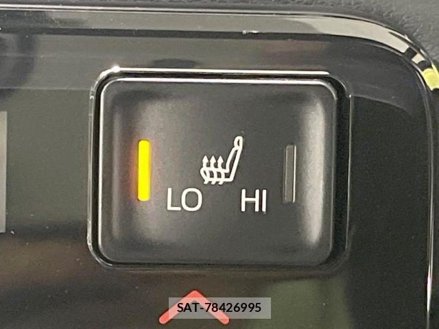 Toyota VOXY HYBRID 2024-03 8102648-5