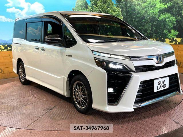 Toyota VOXY HYBRID 2019-12 8102671-16