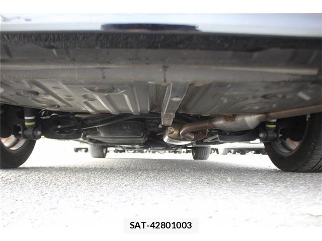 Toyota VOXY HYBRID 2023-07 8102661-25