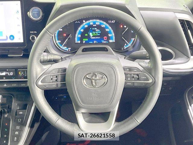 Toyota VOXY HYBRID 2023-07 8102659-11