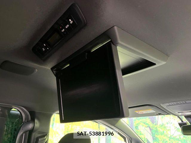 Toyota VOXY HYBRID 2019-11 8102670-4