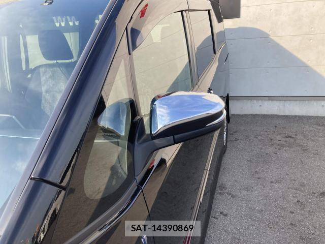 Toyota VOXY HYBRID 2019-11 8102672-12