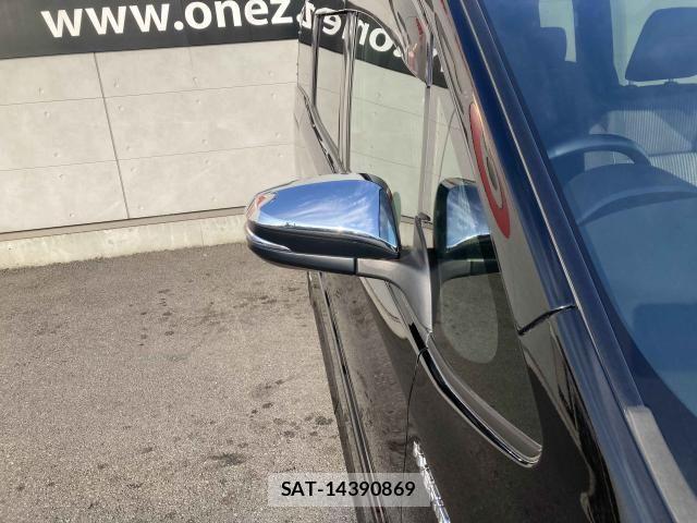 Toyota VOXY HYBRID 2019-11 8102672-14