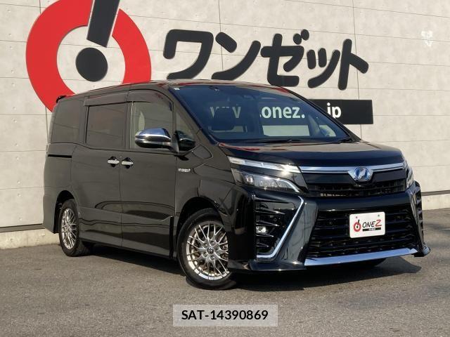 Toyota VOXY HYBRID 2019-11 8102672-3