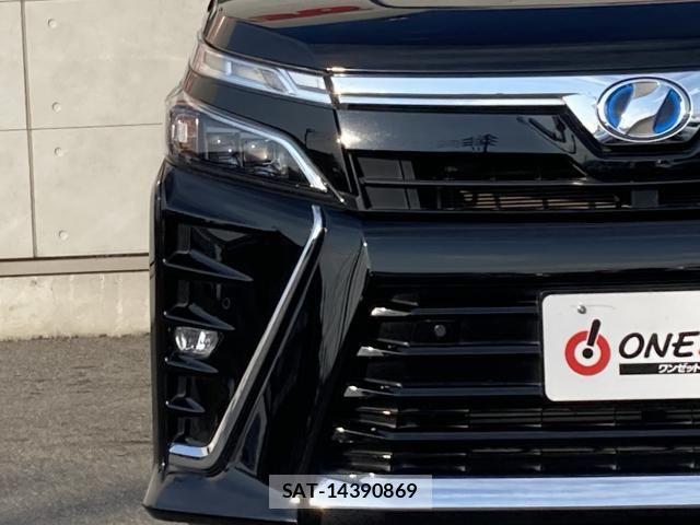 Toyota VOXY HYBRID 2019-11 8102672-6