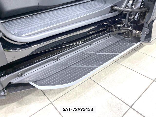 Toyota VOXY HYBRID 2026-06 8102639-7