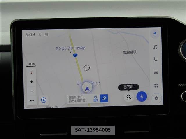 Toyota VOXY HYBRID 2023-05 8102645-17