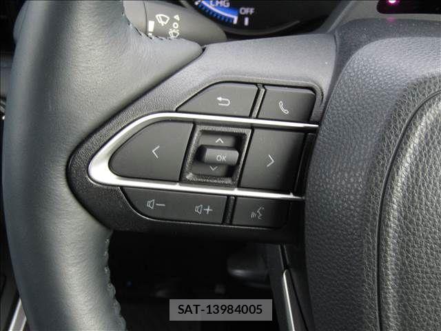Toyota VOXY HYBRID 2023-05 8102645-22